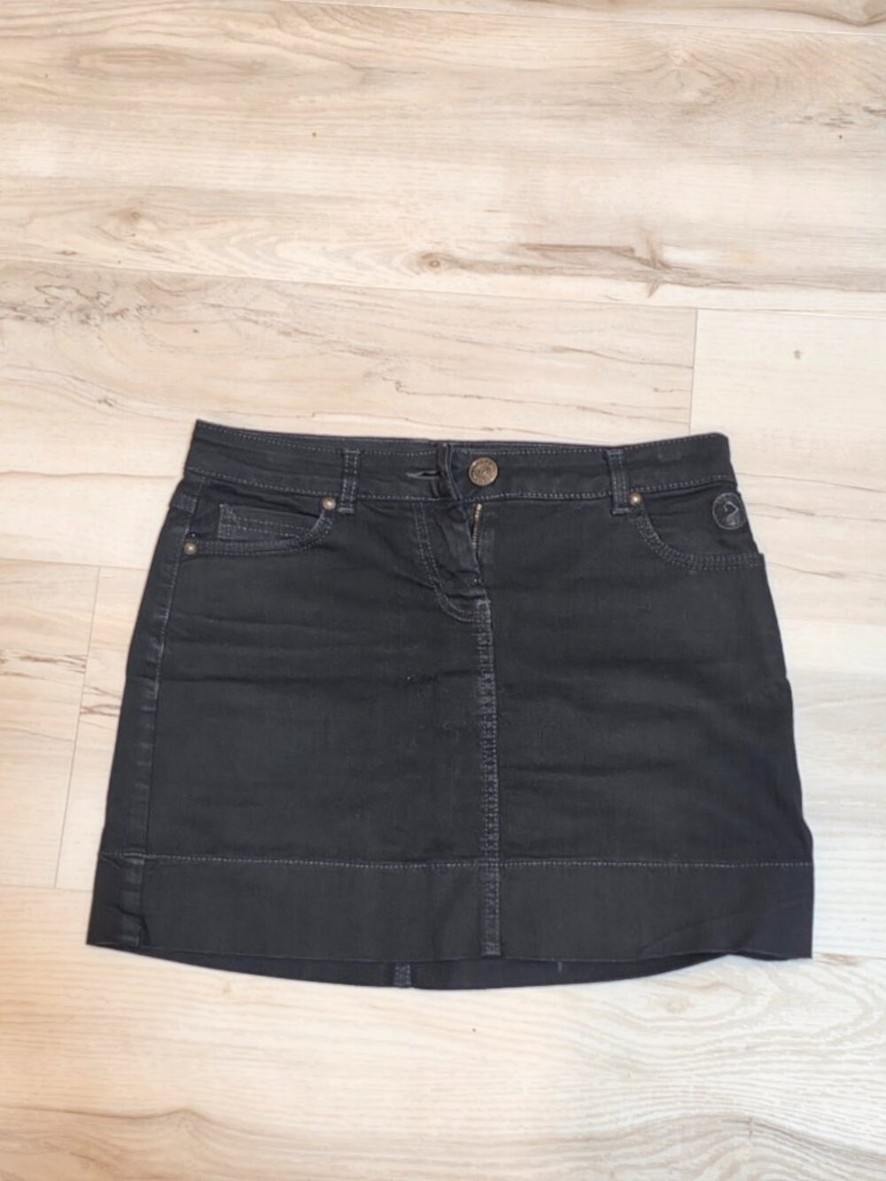 Vintage Morgan De Toi embroidered black denim mini skirt Medium